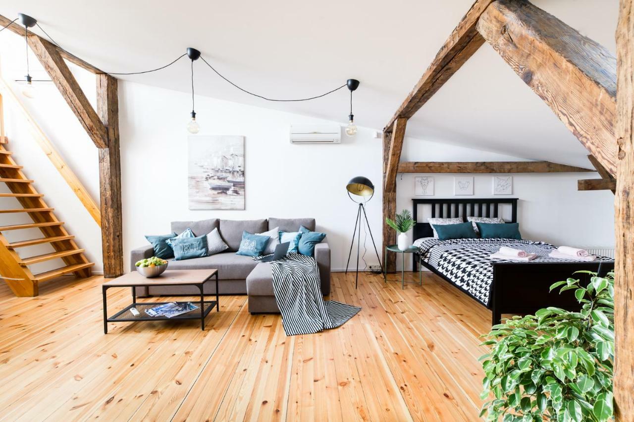 Cozy Studio Mansard Riga Old Town Aptartment, Ac Luaran gambar
