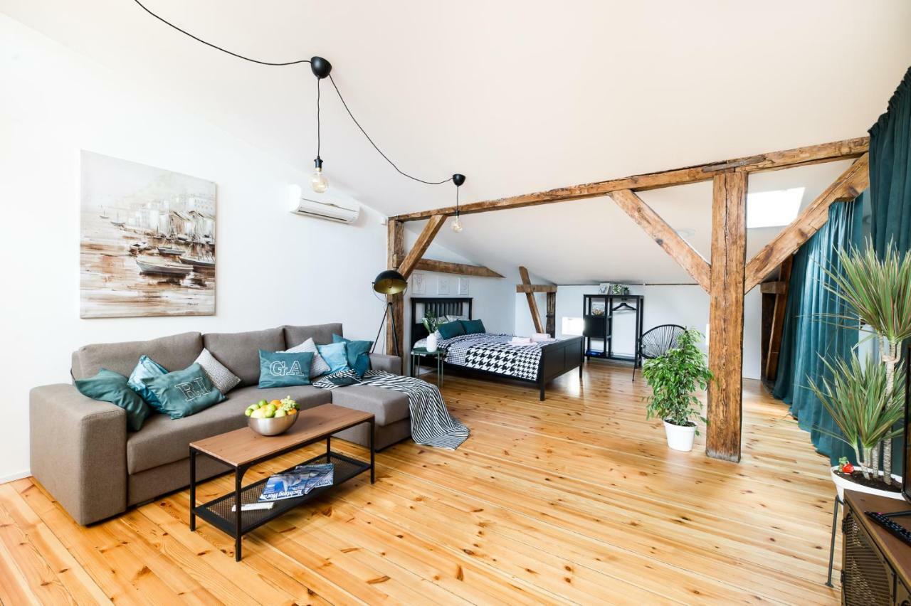 Cozy Studio Mansard Riga Old Town Aptartment, Ac Luaran gambar