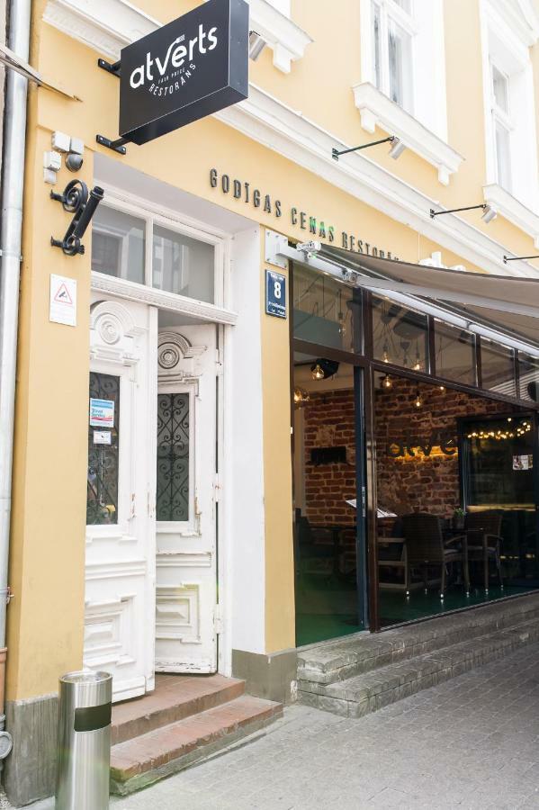 Cozy Studio Mansard Riga Old Town Aptartment, Ac Luaran gambar